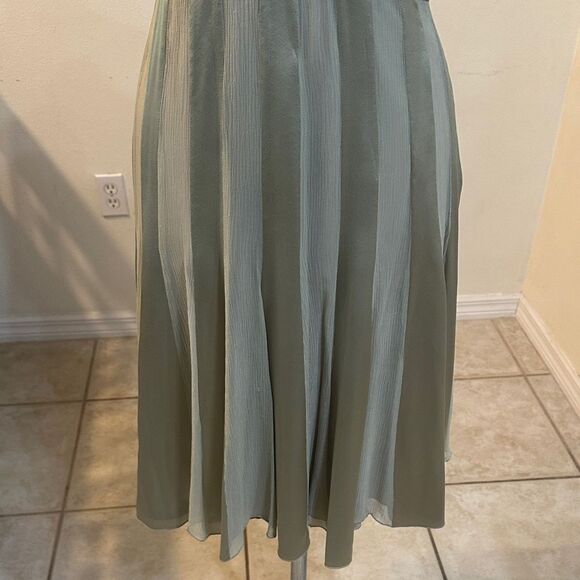 Calvin Klein 100% Silk Elegant Champagne/ Green Halter Neck Dress SZ6 - Picture 5 of 13